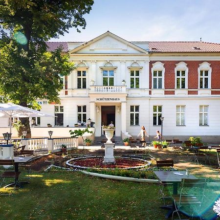 Hotel Am Hain Lübben Екстериор снимка