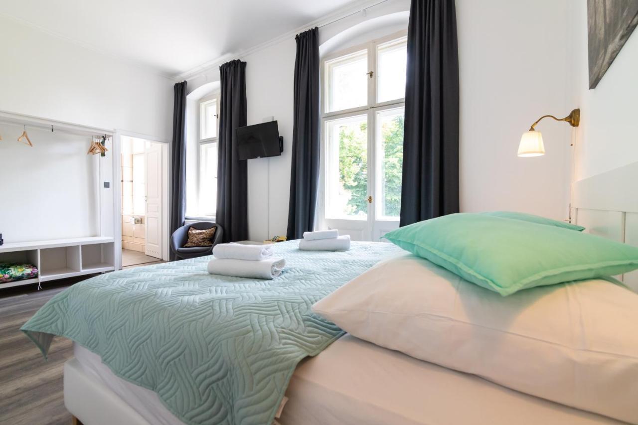 Hotel Am Hain Lübben Екстериор снимка