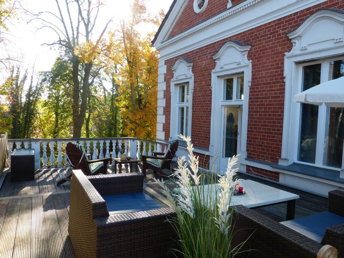 Hotel Am Hain Lübben Екстериор снимка